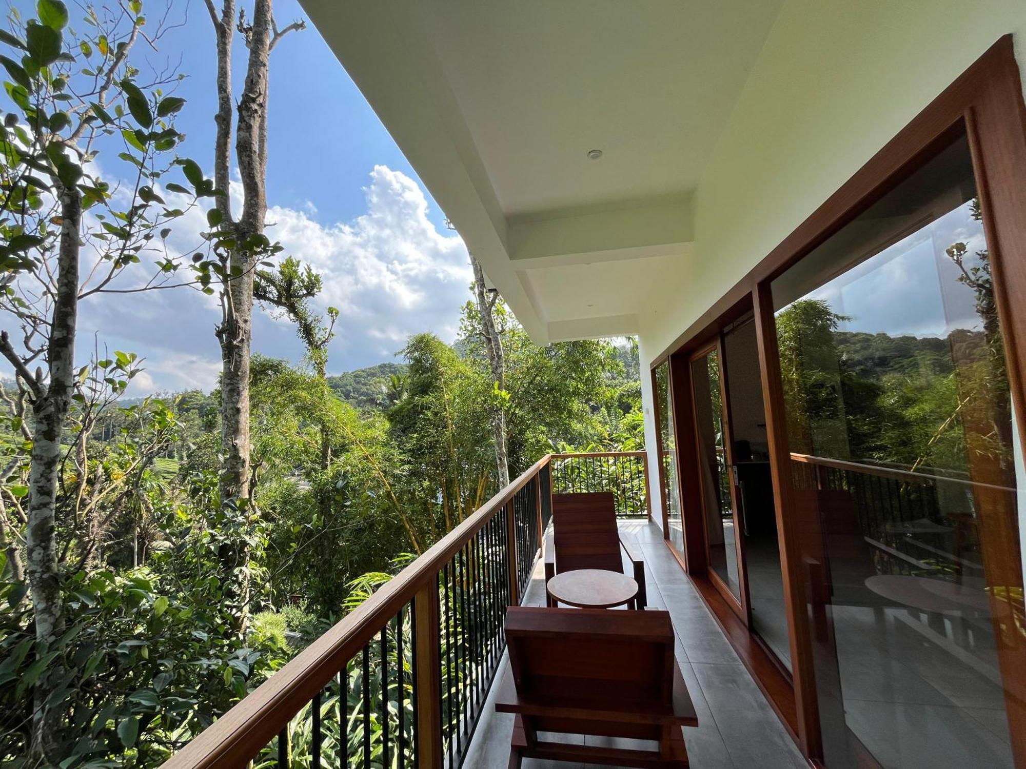 Villa Lush Acres Thekkady Exterior foto